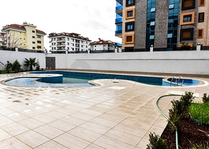 Wohnung mit 1+1 Grundriss, 100m vom Mittelmeer entfernt im Stadtteil Kestel