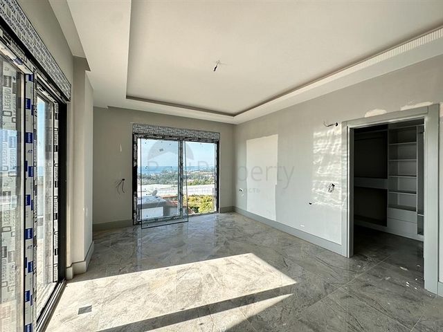 Villa 4+1 in Avsallar