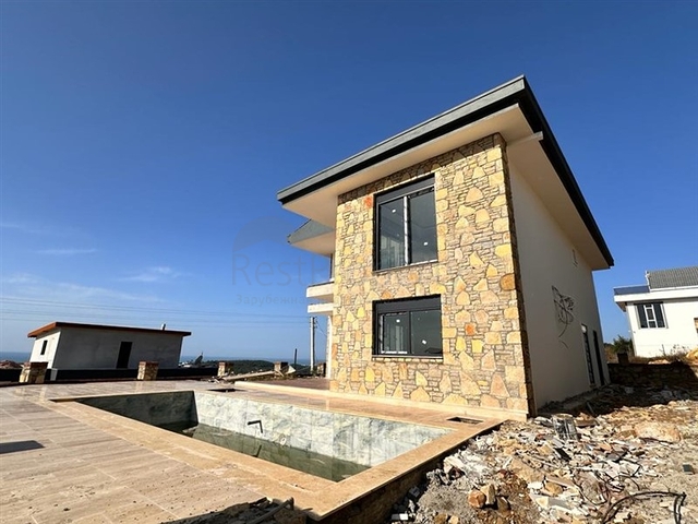 Villa 4+1 in Avsallar