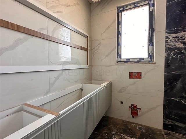 Villa 4+1 in Avsallar