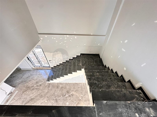 Villa 4+1 in Avsallar