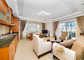 Möblierte 2+1-Wohnung im Zentrum von Alanya