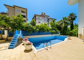 Möblierte 2+1-Wohnung im Zentrum von Alanya