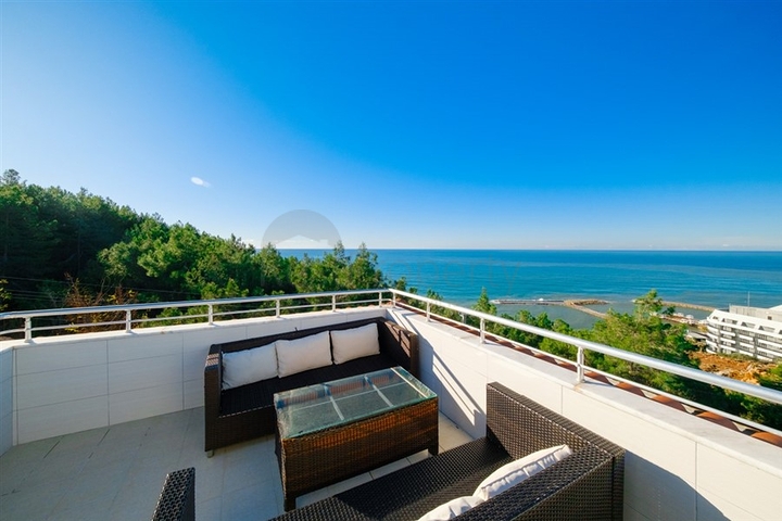 3+1 Penthouse mit Panoramablick auf das Meer in der Region Konakli