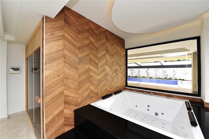 Dreizimmerwohnung 300 Meter vom Kleopatra-Strand entfernt