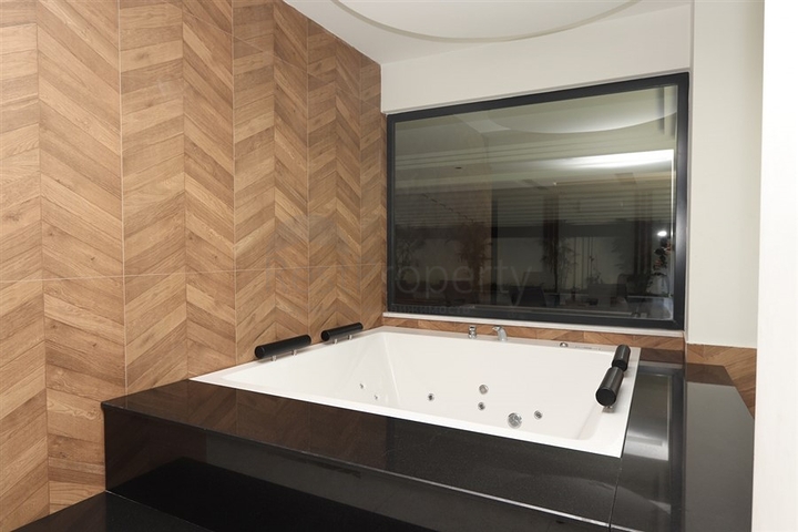 Dreizimmerwohnung 300 Meter vom Kleopatra-Strand entfernt