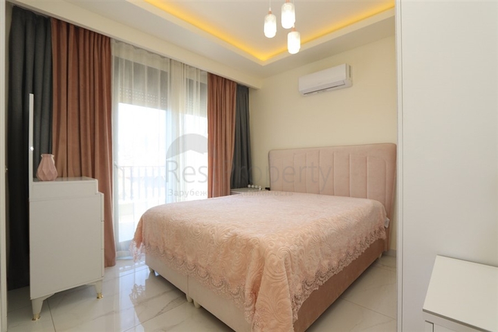 Dreizimmerwohnung 300 Meter vom Kleopatra-Strand entfernt