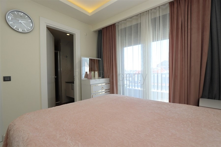 Dreizimmerwohnung 300 Meter vom Kleopatra-Strand entfernt