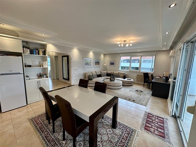 Möblierte 2+1-Wohnung in Dschikkilli