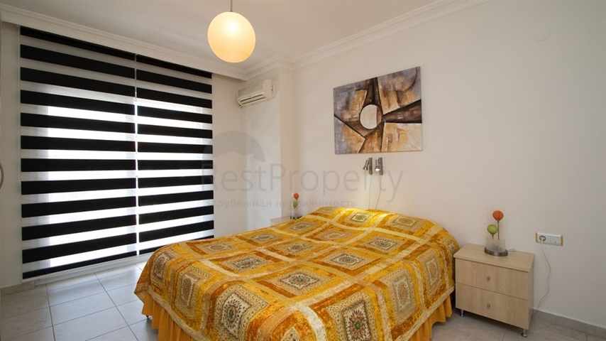 Geräumiges Penthouse 3+2 in der Nähe von Oba