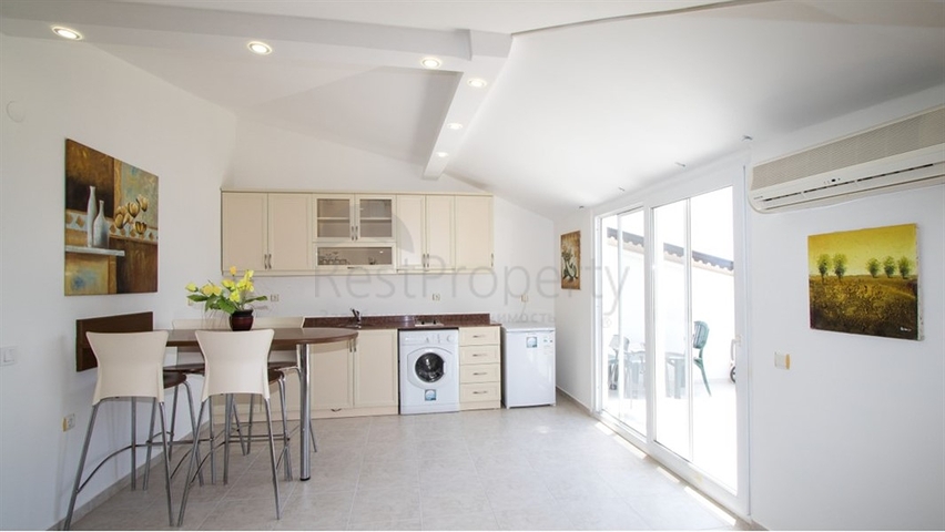 Geräumiges Penthouse 3+2 in der Nähe von Oba