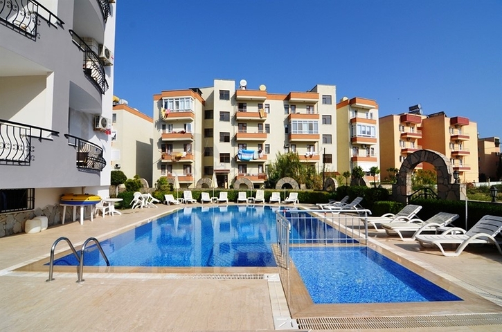 Geräumiges Penthouse 3+2 in der Nähe von Oba