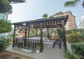 Geräumige 1+1 Wohnung in einer der besten Residenzen in der Gegend von Tosmur