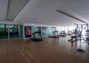 Geräumige 1+1 Wohnung in einer der besten Residenzen in der Gegend von Tosmur