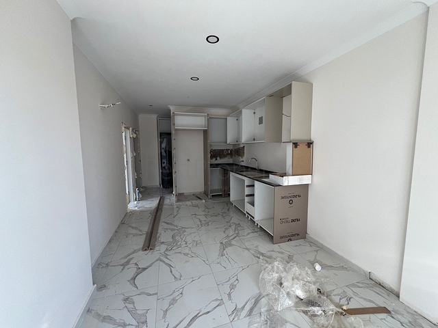 Helle Wohnung mit einem Schlafzimmer in einer Gegend mit dem besten Sandstrand