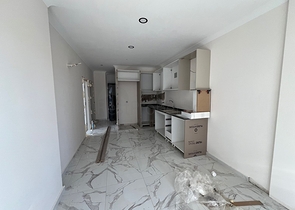 Helle Wohnung mit einem Schlafzimmer in einer Gegend mit dem besten Sandstrand