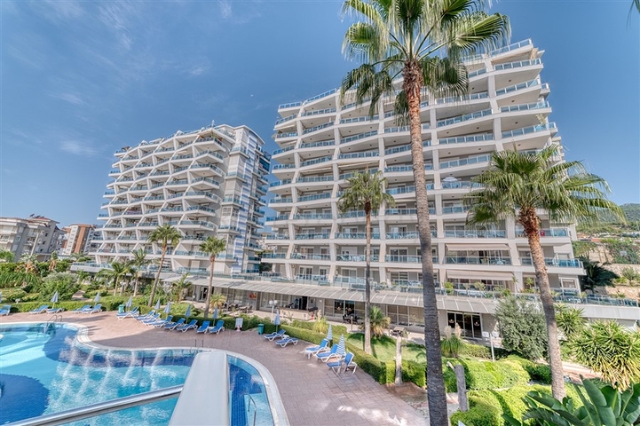 Zweizimmerwohnung mit schöner Aussicht auf die Infrastruktur