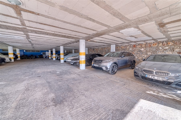 Zweizimmerwohnung mit schöner Aussicht auf die Infrastruktur