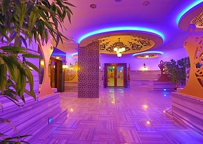 Zweizimmerwohnung mit schöner Aussicht auf die Infrastruktur