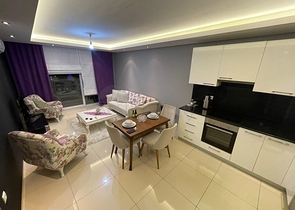 Zweizimmerwohnung mit schöner Aussicht auf die Infrastruktur