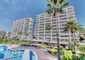 Zweizimmerwohnung mit schöner Aussicht auf die Infrastruktur