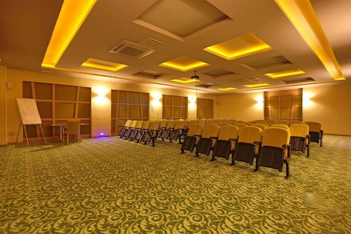 Geräumige 1+1 Wohnung in der zentralen Gegend von Alanya