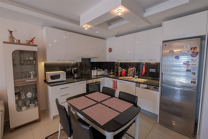 Geräumige 1+1 Wohnung in der zentralen Gegend von Alanya