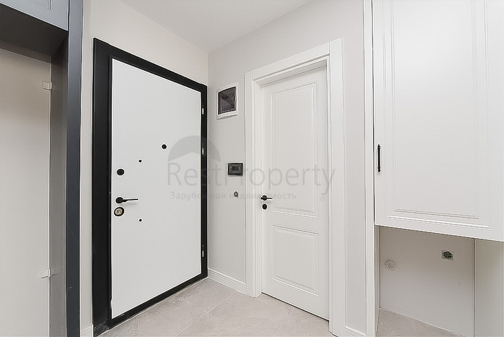 Wohnung mit Meerblick an der ersten Küste