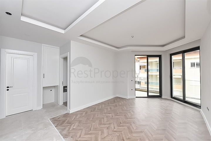 Wohnung mit Meerblick an der ersten Küste