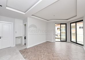 Wohnung mit Meerblick an der ersten Küste