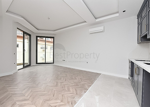 Wohnung mit Meerblick an der ersten Küste