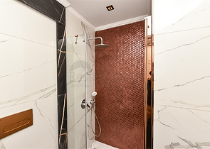 Wohnung mit Meerblick an der ersten Küste