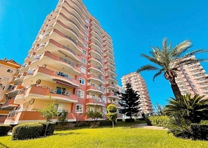 Geräumiges 3+1 Penthouse mit Panoramablick auf das Meer