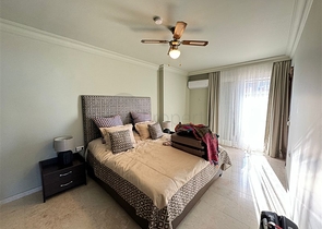 Geräumiges 3+1 Penthouse mit Panoramablick auf das Meer