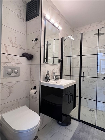 2+1 Wohnung in einem neuen Komplex im Stadtteil Tege, 400 Meter vom Meer entfernt