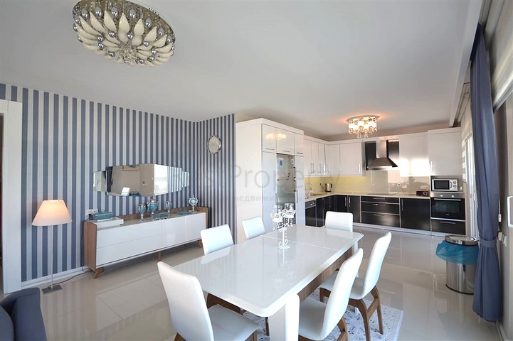 Möblierte 3+1-Villa in Kargicak