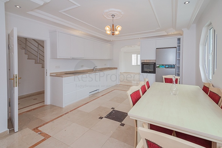 Penthouse 4+2 an der ersten Küste