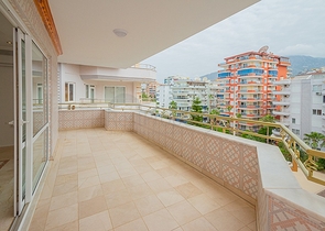 Penthouse 4+2 an der ersten Küste