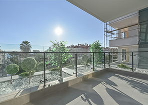 Zweizimmerwohnung in einem neuen Komplex in der Gegend von Cleopatra