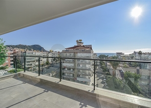 1+1-Wohnung in 200 m Entfernung vom Kleopatra-Strand mit Meerblick