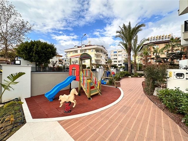 Penthouse 2+1 in einem neuen Komplex nur 400 m vom Meer entfernt im Zentrum von Alanya 