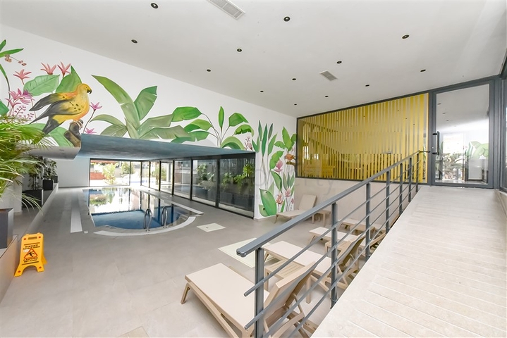 Penthouse 2+1 in einem neuen Komplex nur 400 m vom Meer entfernt im Zentrum von Alanya 