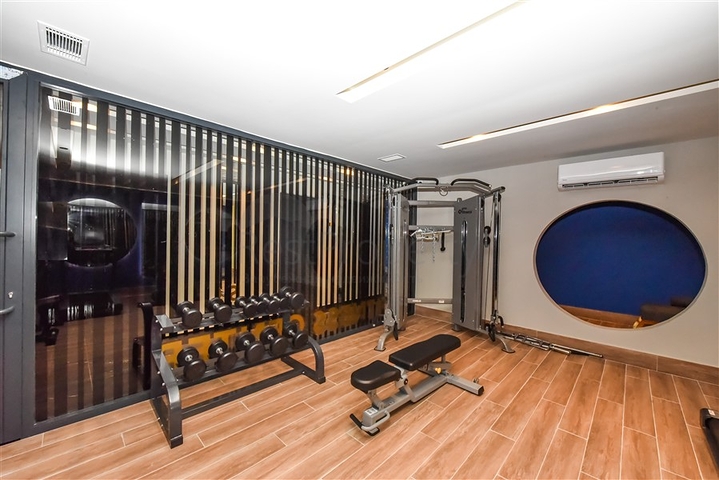 Penthouse 2+1 in einem neuen Komplex nur 400 m vom Meer entfernt im Zentrum von Alanya 