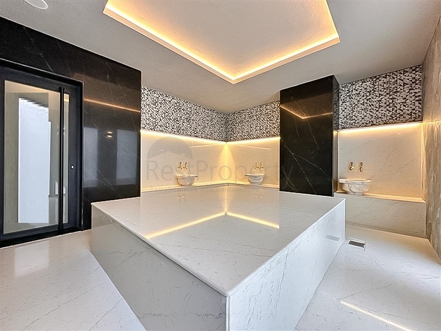 Wohnung in einem neuen Komplex nur 200 Meter vom Meer entfernt