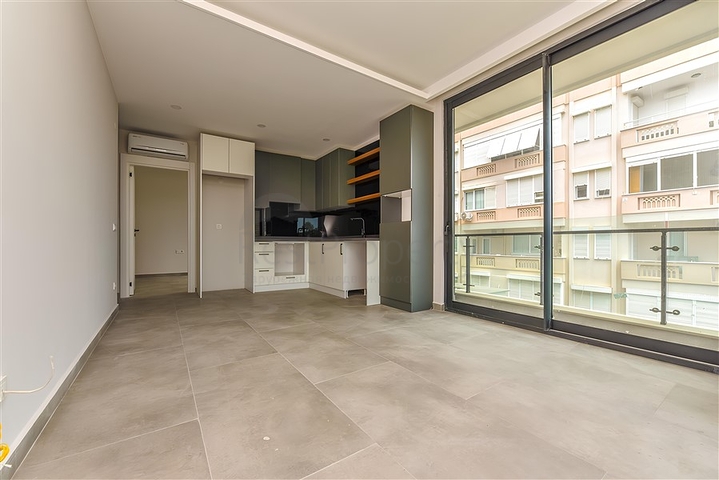 Wohnung in einem neuen Komplex nur 200 Meter vom Meer entfernt