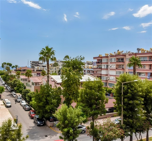 Wohnung in einem neuen Komplex nur 200 Meter vom Meer entfernt