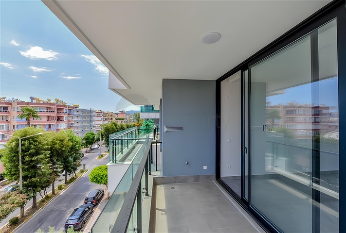 Wohnung in einem neuen Komplex nur 200 Meter vom Meer entfernt