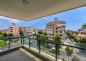 Wohnung in einem neuen Komplex nur 200 Meter vom Meer entfernt