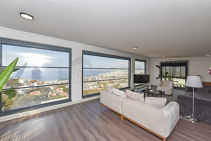 4+1 private Villa in einer exklusiven, geschlossenen Wohnanlage