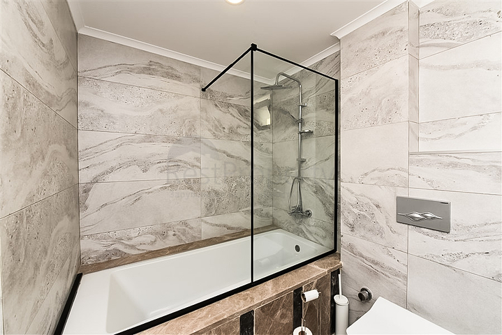 4+1 private Villa in einer exklusiven, geschlossenen Wohnanlage